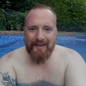 Meet your Posher, Troy